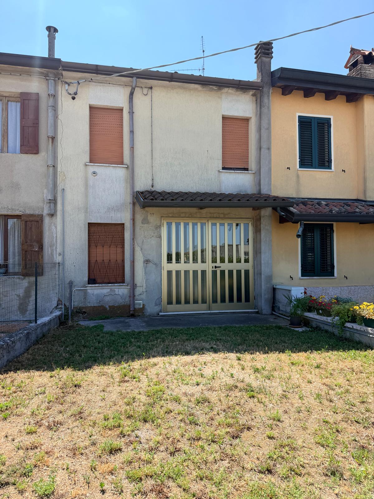 CASA A SCHIERA A BOVOLONE